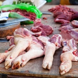 Pasture raised Free range pork trotters (frozen)